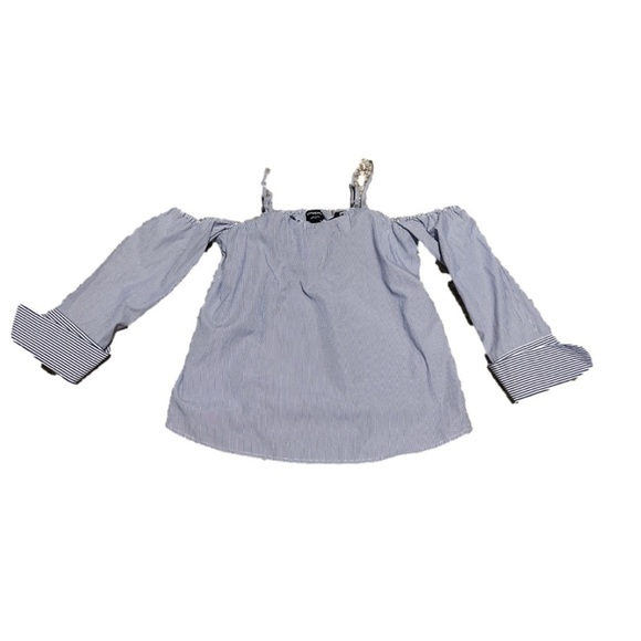 Bebe 3/4 cold shoulder Blouse - Picture 1 of 7